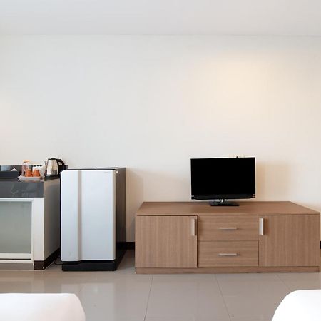 Leenova Place Bangkok Dış mekan fotoğraf