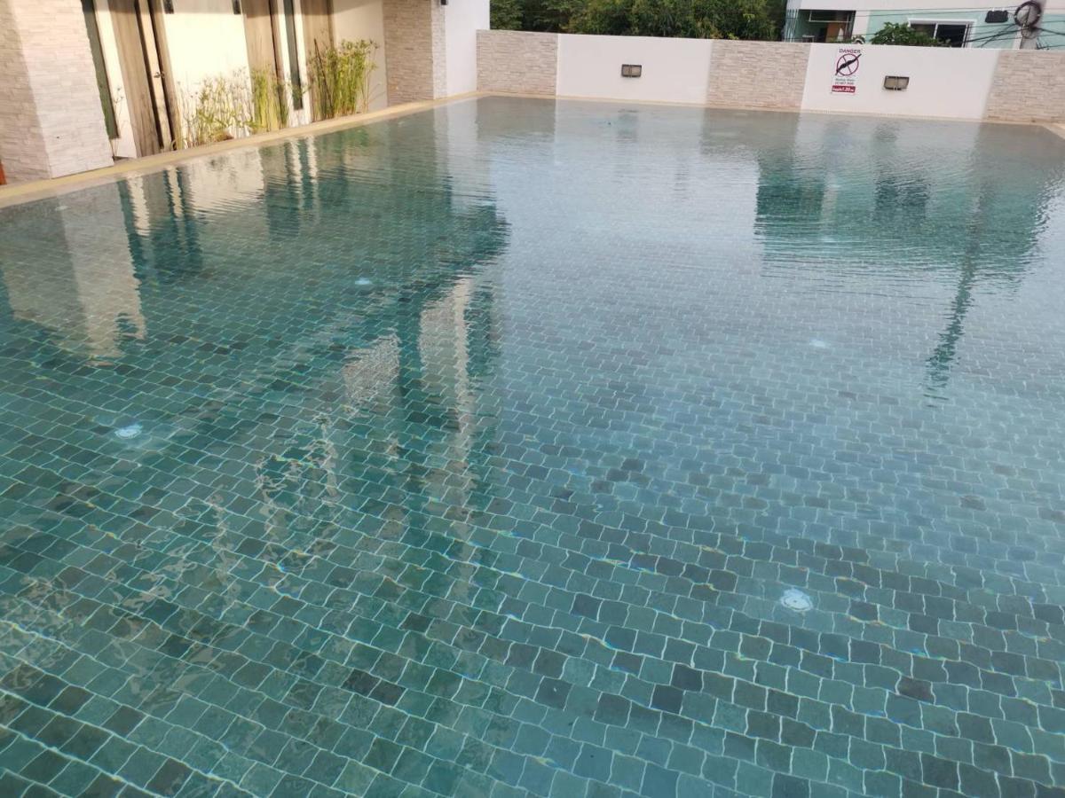 Leenova Place Bangkok Dış mekan fotoğraf