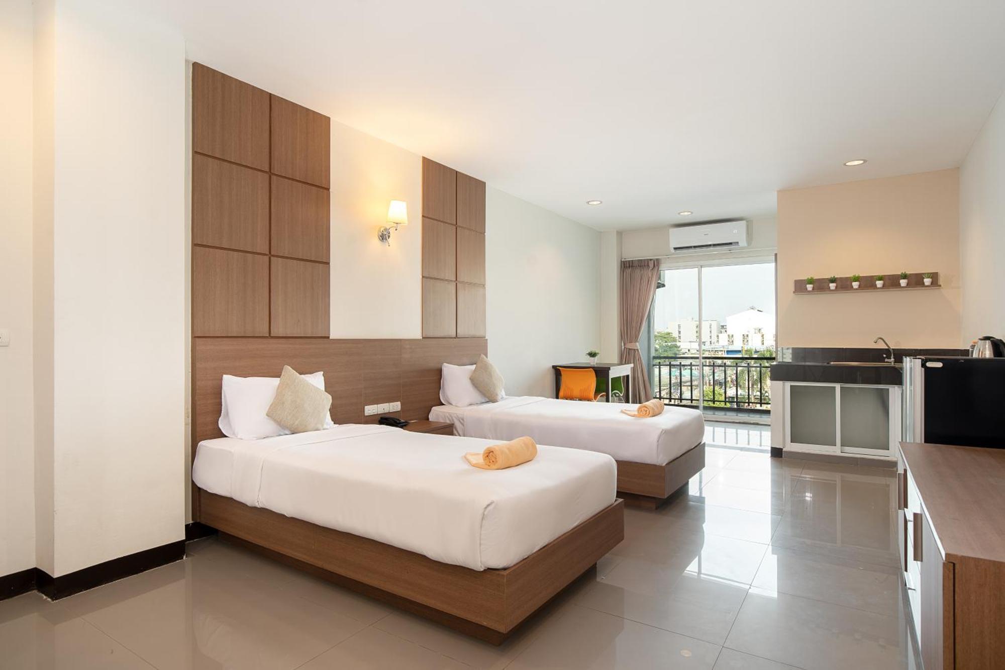 Leenova Place Bangkok Dış mekan fotoğraf